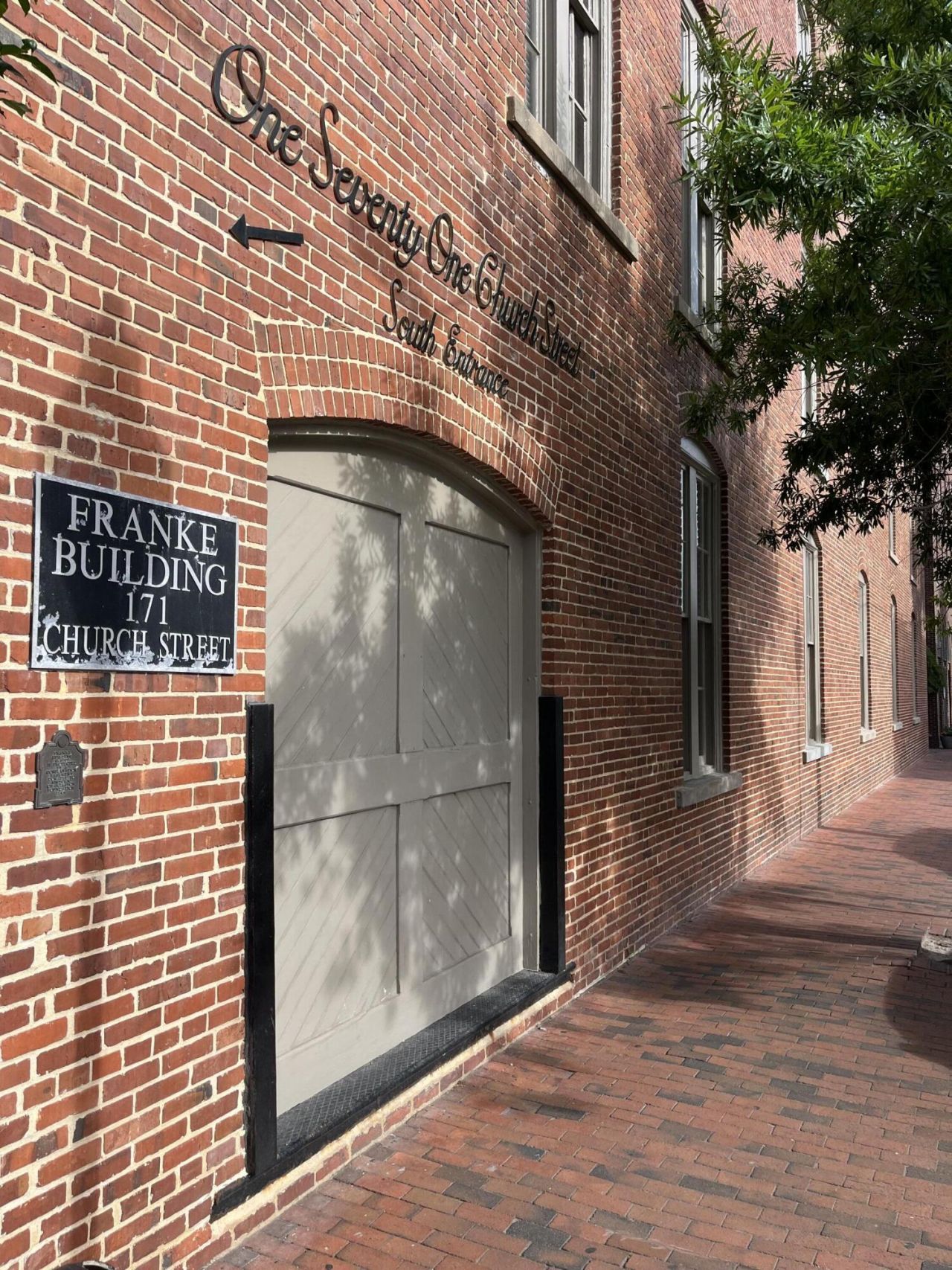 171 Church Street  Photo 13
