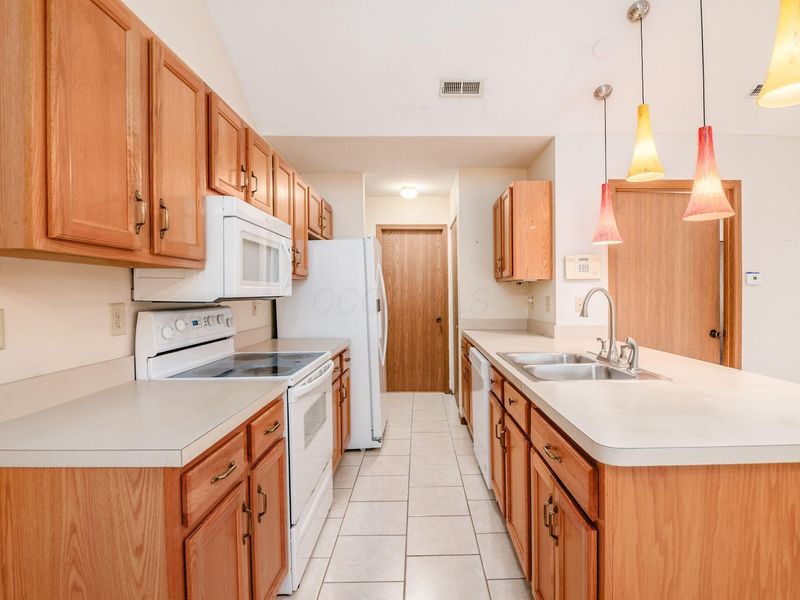 6046 Blendon Chase Drive , Westerville, OH 43081 Photo 17