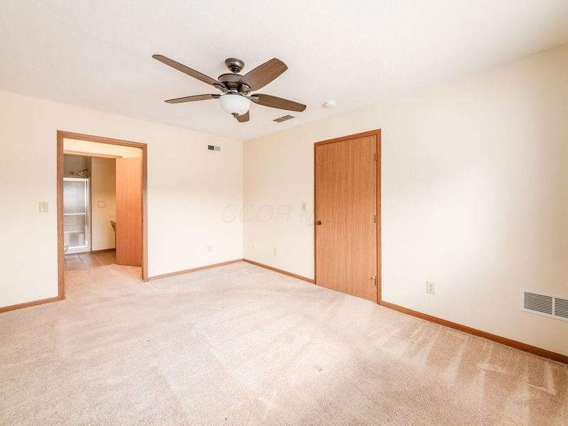 6046 Blendon Chase Drive , Westerville, OH 43081 Photo 24