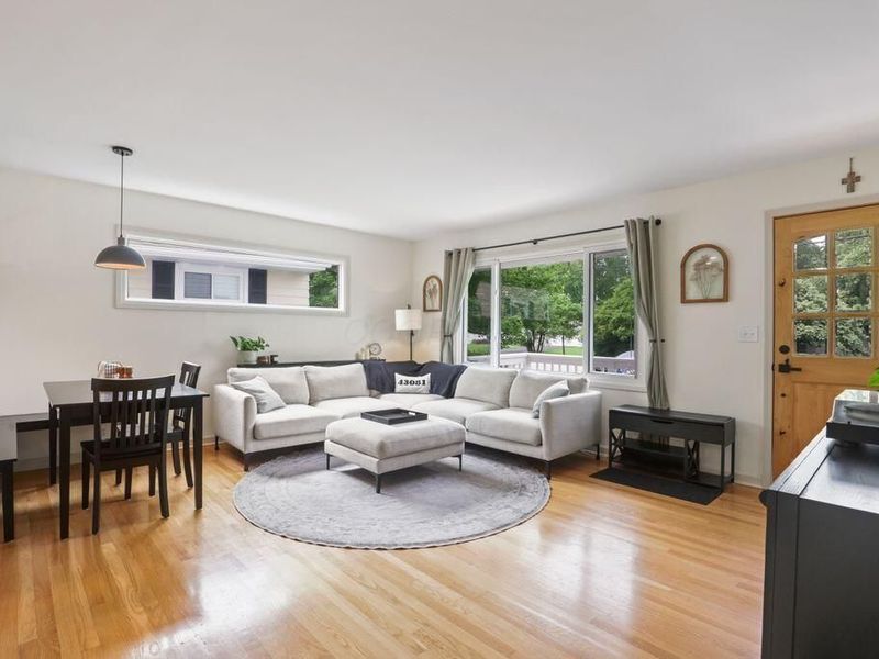 240 E Walnut Street , Westerville, OH 43081 Photo 13