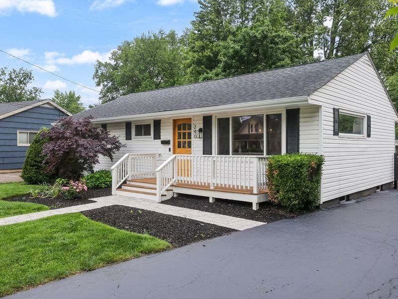 240 E Walnut Street , Westerville, OH 43081 Photo 2