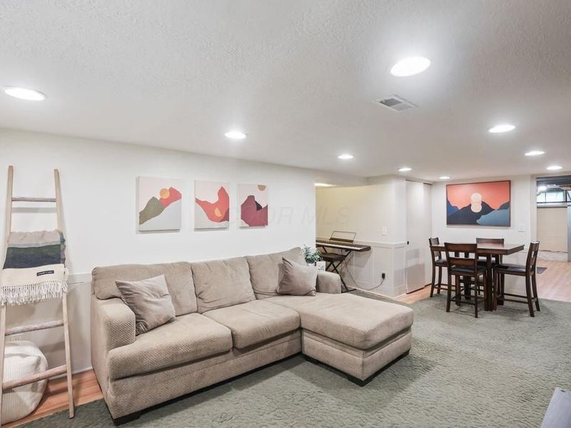 240 E Walnut Street , Westerville, OH 43081 Photo 39