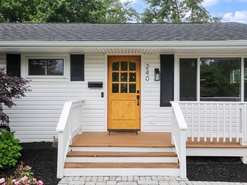 240 E Walnut Street , Westerville, OH 43081 Photo 5