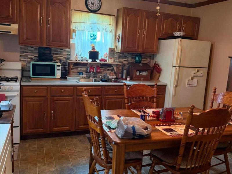482 Motherwell Avenue , Logan, OH 43138 Photo 6