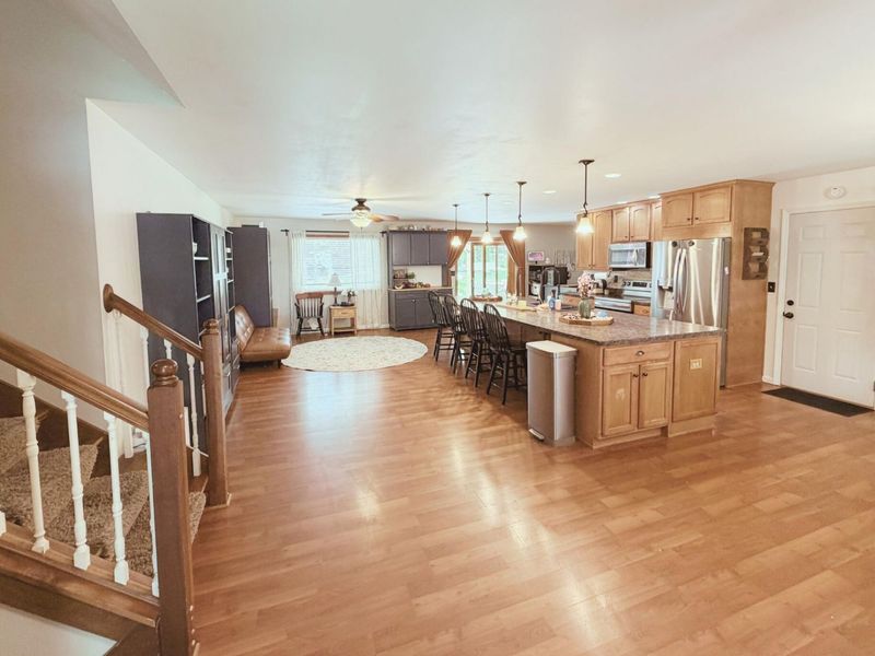 3765 Frostwood Drive , Dayton, OH 45430 Photo 4