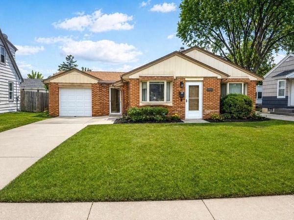 2187 S 98th STREET, West Allis, WI 53227