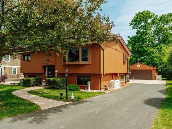 W175S7006 Hiawatha DRIVE, Muskego, WI 53150