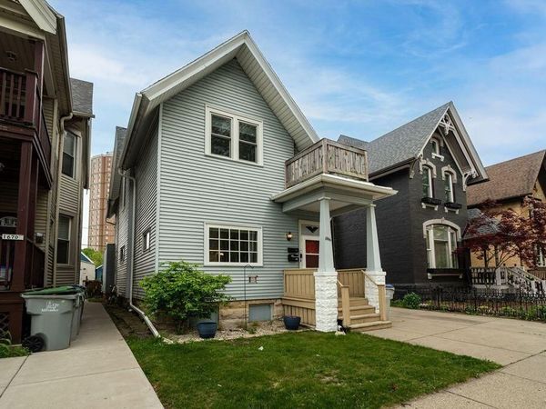 1666 N Humboldt AVENUE, Milwaukee, WI 53202