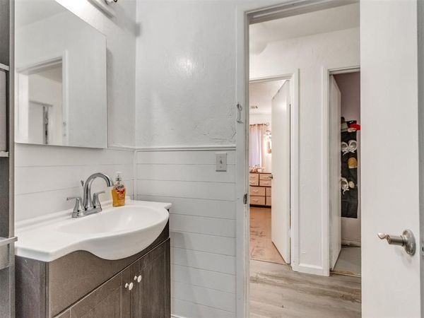 1216 Carter Drive, Oklahoma City, OK 73129