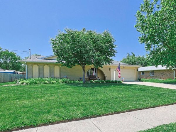 813 S First, Trenton, OH 45067