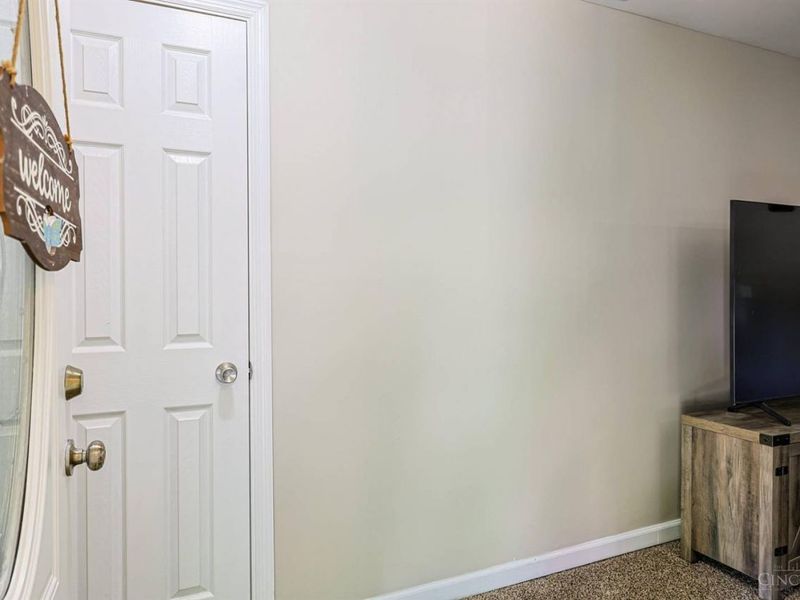 813 S First Street, Trenton, OH 45067 Photo 6