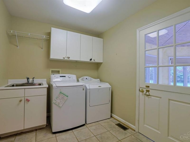 4625 Burley Hills Drive, Indian Hill, OH 45243 Photo 35