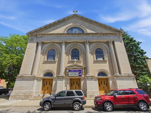 5001 S Hermitage Avenue , Chicago, IL 60609
