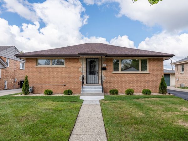 2234 S 18th Avenue , Broadview, IL 60155