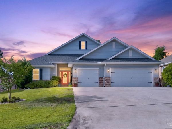 8112 Majestic Cypress Dr, Milton, FL 32583