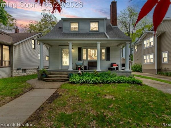 1207 Hoffman Avenue, Royal Oak, MI 48067