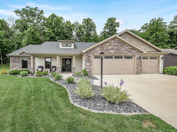 175 N Rosalind Court, Columbia City, IN 46725