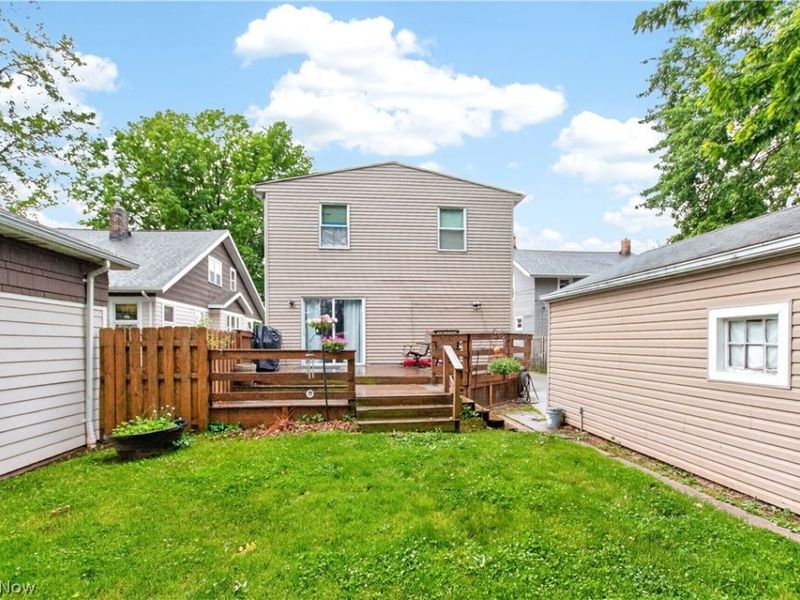 6806 Dartworth Drive , Parma, OH 44129 Photo 8