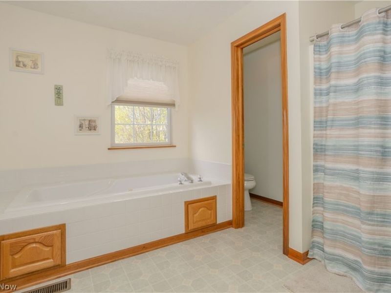 1009 Brittingham Drive, Ravenna, OH 44266 Photo 22