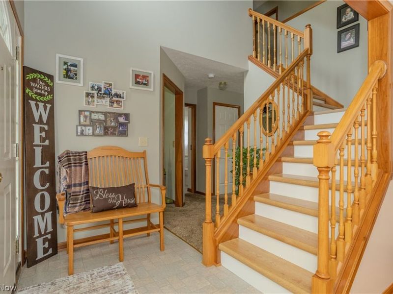 1009 Brittingham Drive, Ravenna, OH 44266 Photo 6
