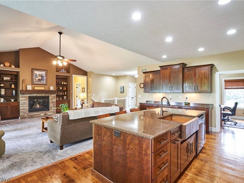 8595 Virginia Drive, Westfield Center, OH 44251 Photo 8