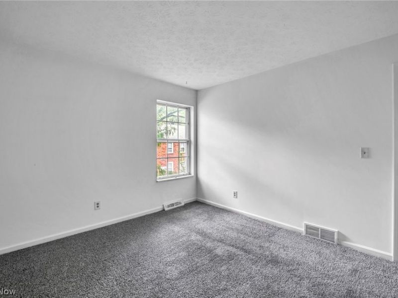 1015 Trevitt Circle N, Euclid, OH 44143 Photo 22