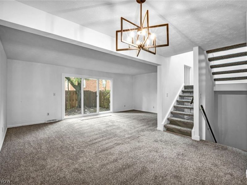 1015 Trevitt Circle N, Euclid, OH 44143 Photo 9