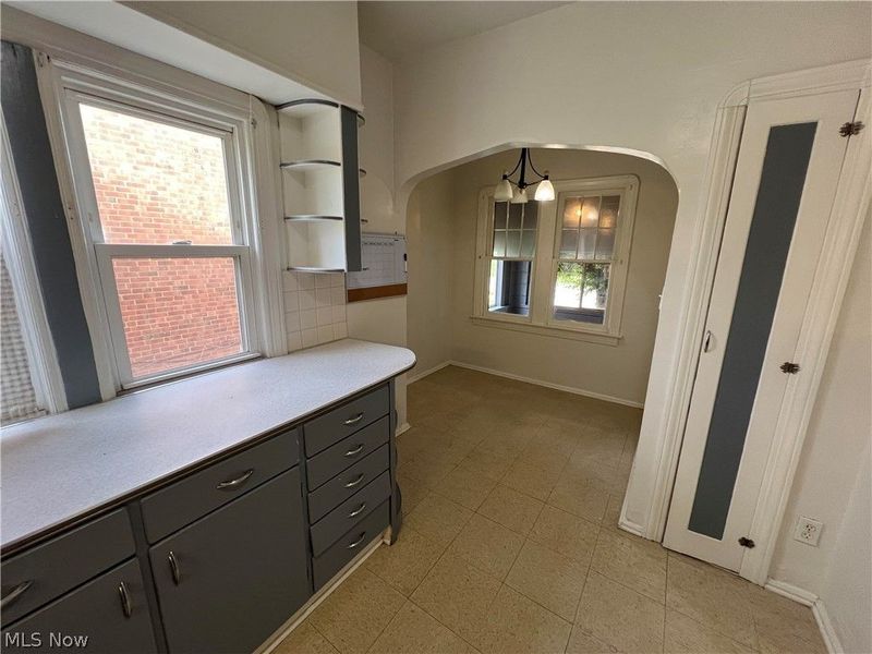 5406 Theota Avenue , Parma, OH 44129 Photo 13
