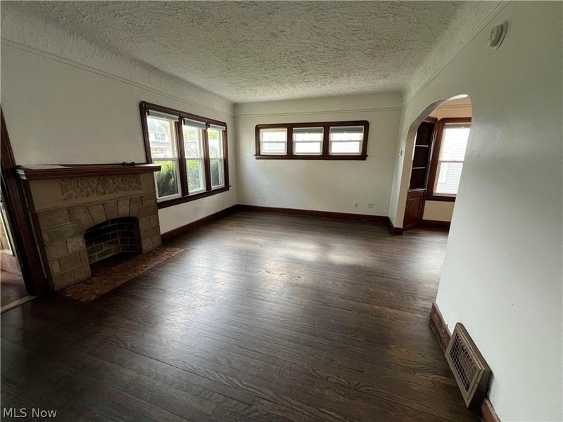 5406 Theota Avenue , Parma, OH 44129 Photo 4
