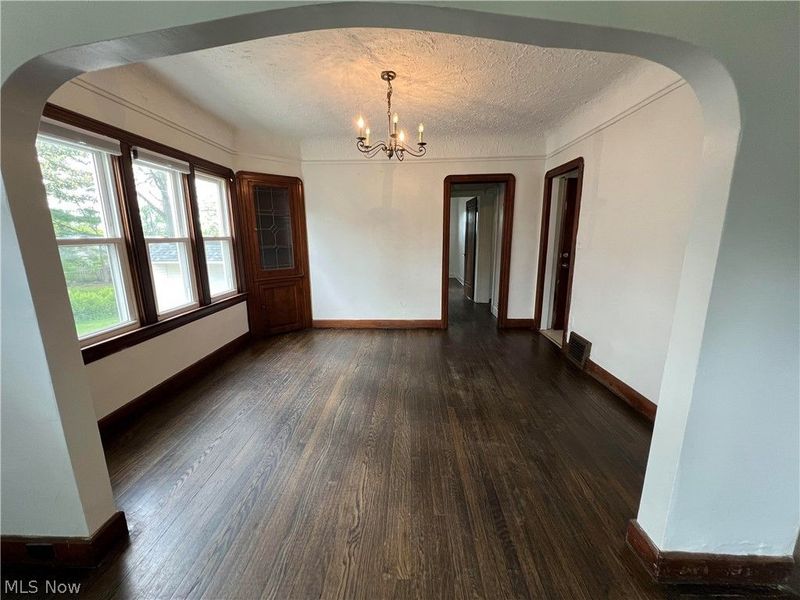 5406 Theota Avenue , Parma, OH 44129 Photo 8