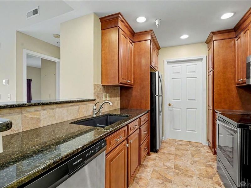 3170 E Stroop Road, Unit 304, Kettering, OH 45440 Photo 19