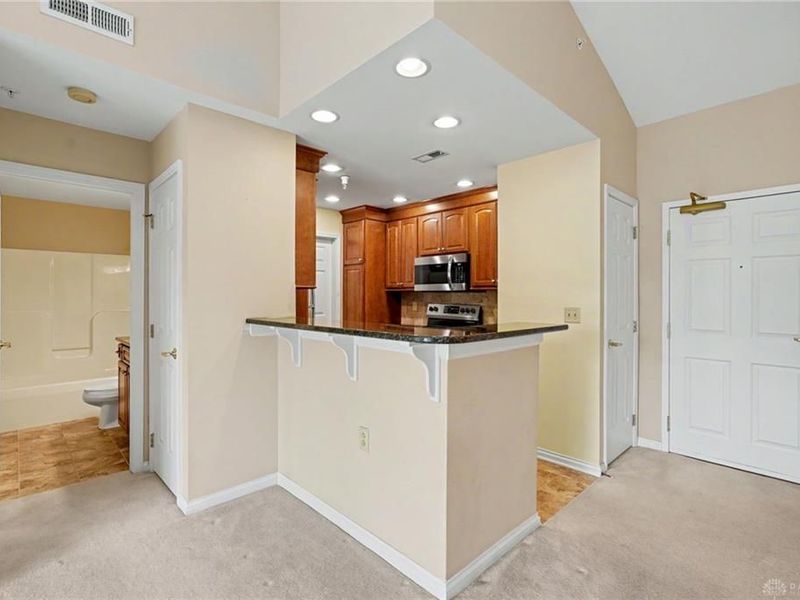 3170 E Stroop Road, Unit 304, Kettering, OH 45440 Photo 3