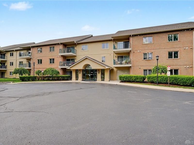 3170 E Stroop Road, Unit 304, Kettering, OH 45440 Photo 8