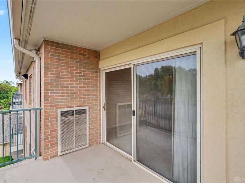 3170 E Stroop Road, Unit 304, Kettering, OH 45440 Photo 9
