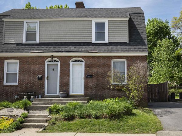 189 Concord Way, Portsmouth, NH 03801