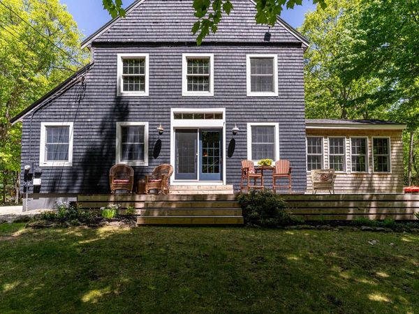338 Middleton Road, Wolfeboro, NH 03894