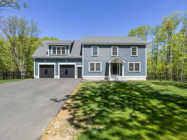 5 Taylor Lane, Kennebunk, ME 04043