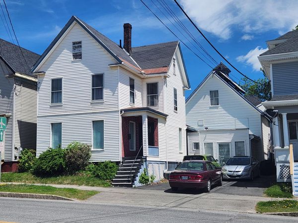 217 Union Street , Bangor, ME 04401