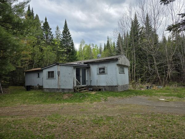 634 B Road , Houlton, ME 04730