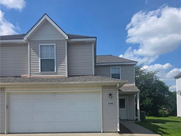 938 E Wildcat Run Street, Gardner, KS 66030
