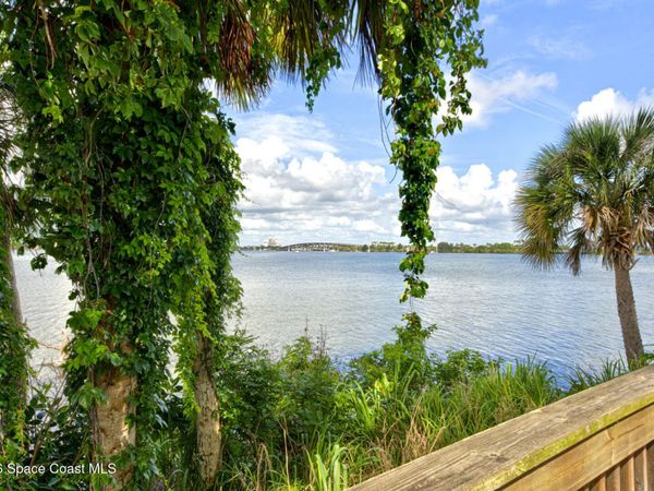 225 S Tropical Trail, Unit 605, Merritt Island, FL 32952