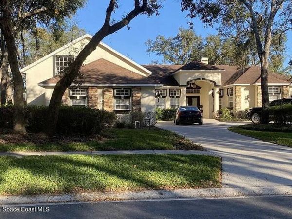 2560 Regal River Road , Valrico, FL 33594