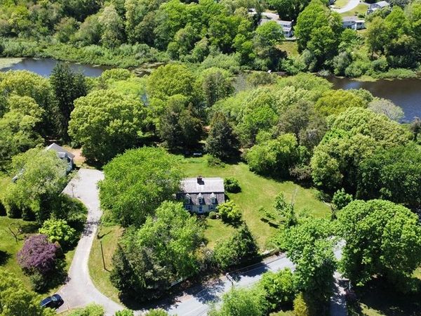 47 Clifford Rd, Plymouth, MA 02360