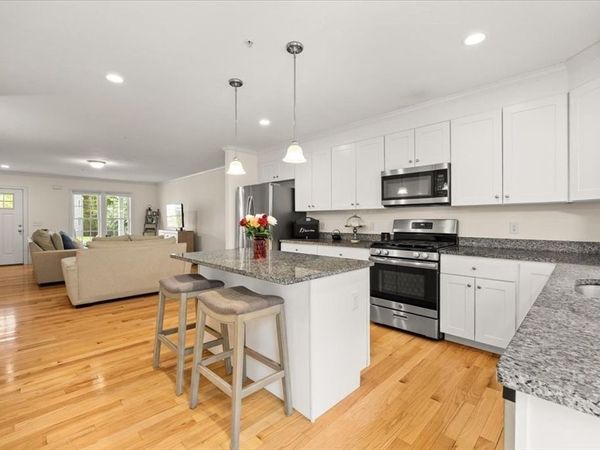50 Saw Mill Lane, Unit 5, Hanson, MA 02341