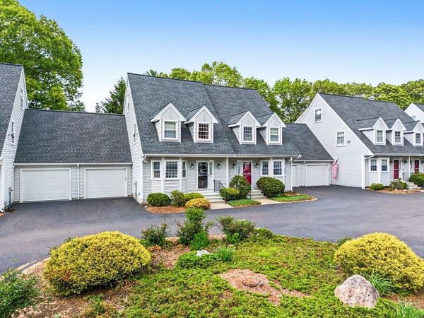 20 Cinnamon Circle, Unit 20, Walpole, MA 02081