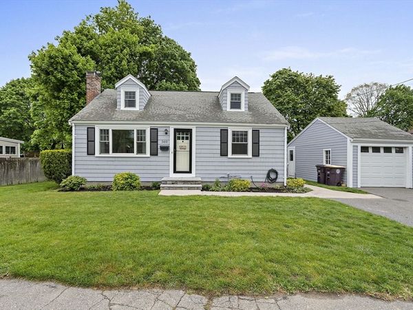 560 Pond St, Weymouth, MA 02190