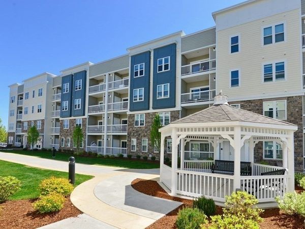 130 University Ave, Unit 1412, Westwood, MA 02090