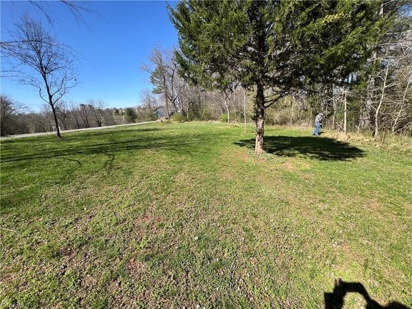 295 Shepherds Farm Road , North Wilkesboro, NC 28659