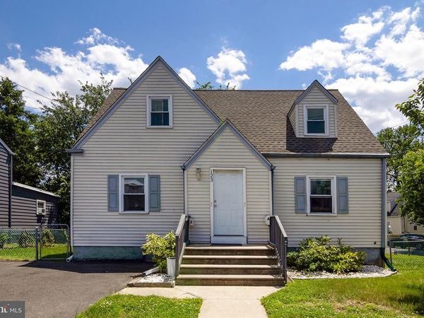 123 W KINGS HIGHWAY, BELLMAWR, NJ 08031