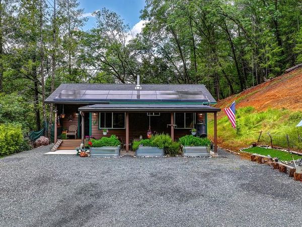 21800 Emery Ln, Colfax, CA 95713